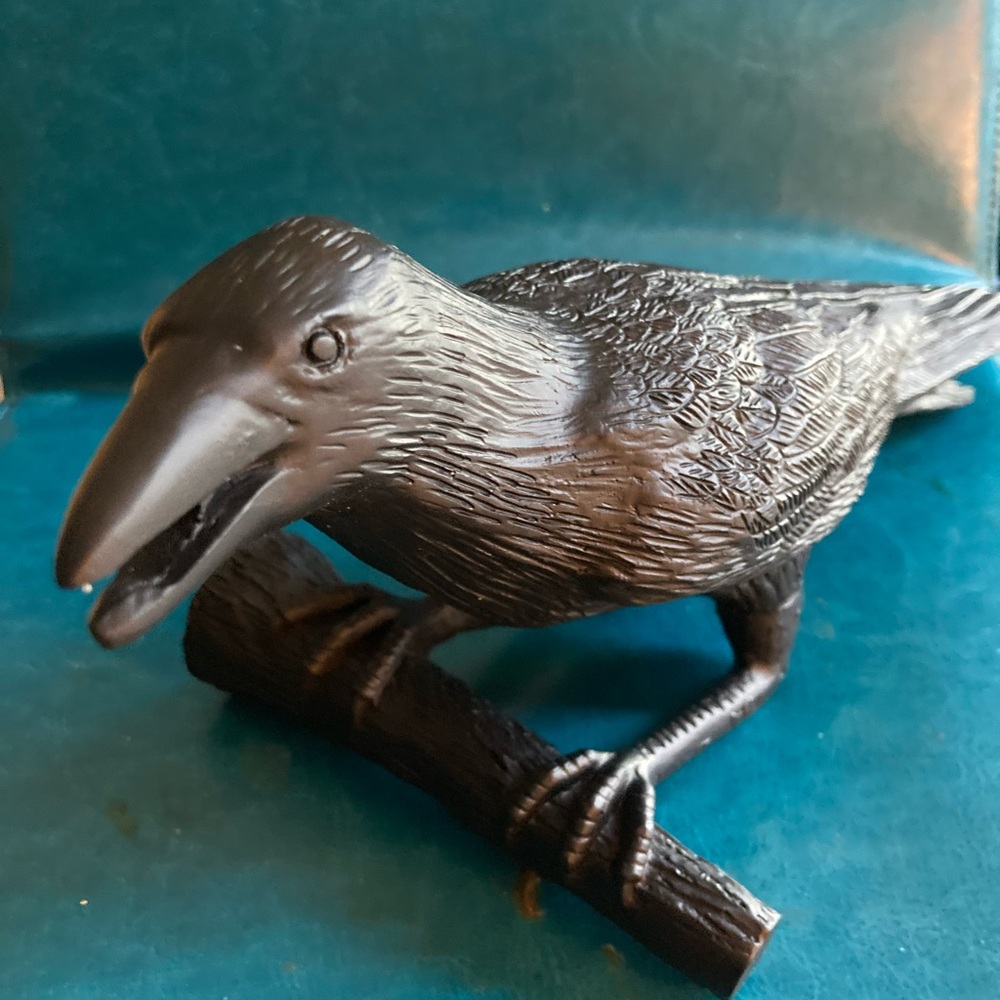 Perched Raven (Crow?) Light